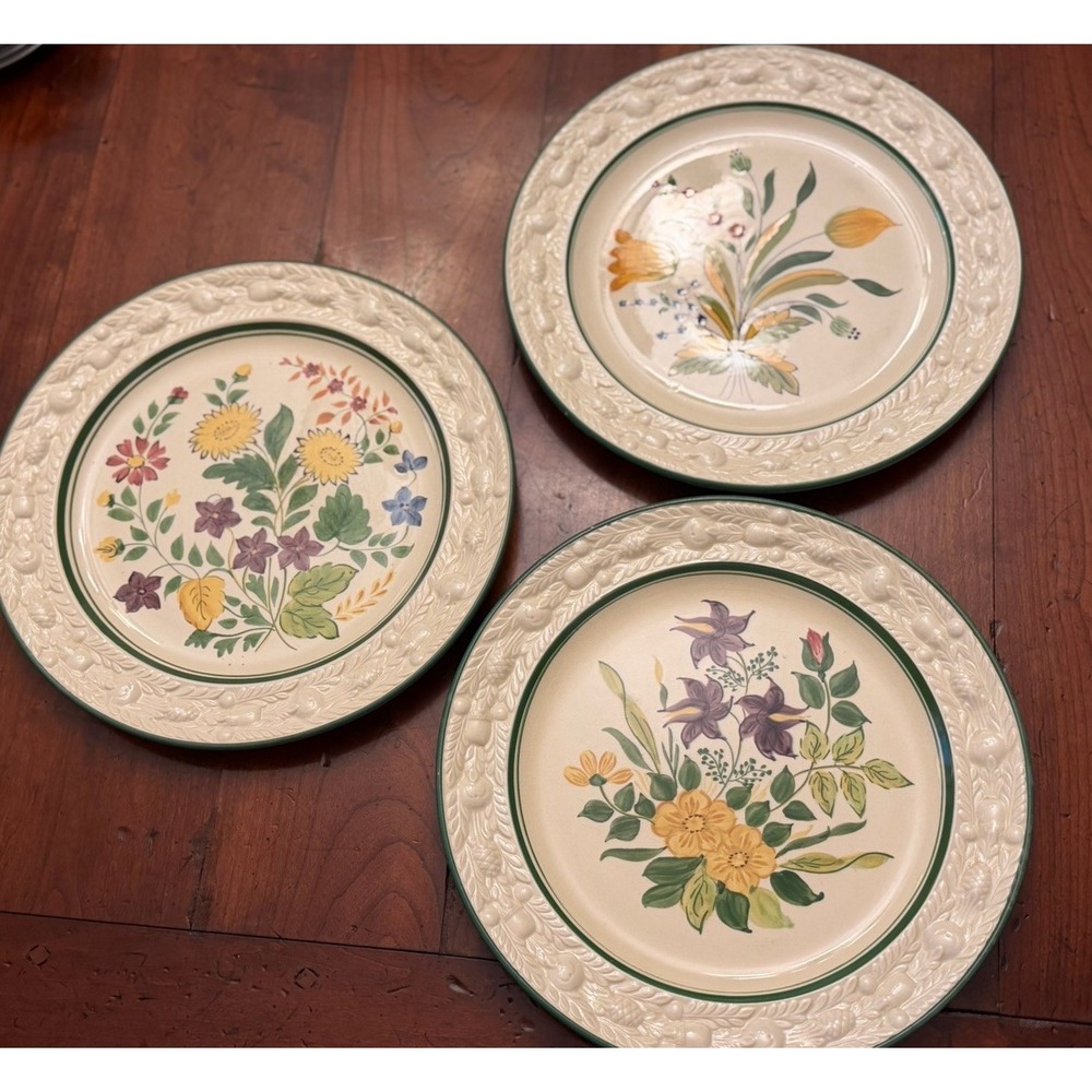 Set of 3 Vintage 1930s Adams England Titian Ware 10" Dinner Plates Della Robbia